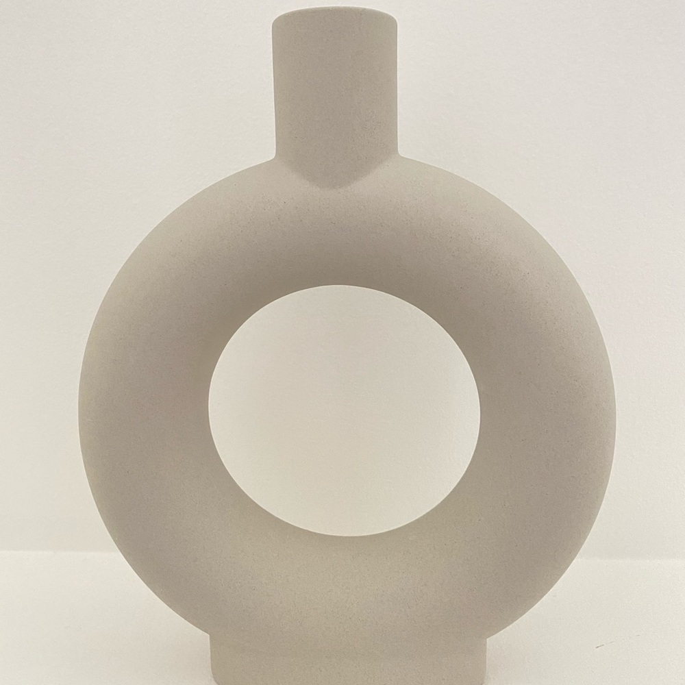 Circle Ceramic Vase